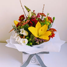 Load image into Gallery viewer, Joyce - Bright Box All Round Arrangement