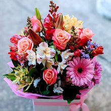 Load image into Gallery viewer, Joyce - Bright Box All Round Arrangement