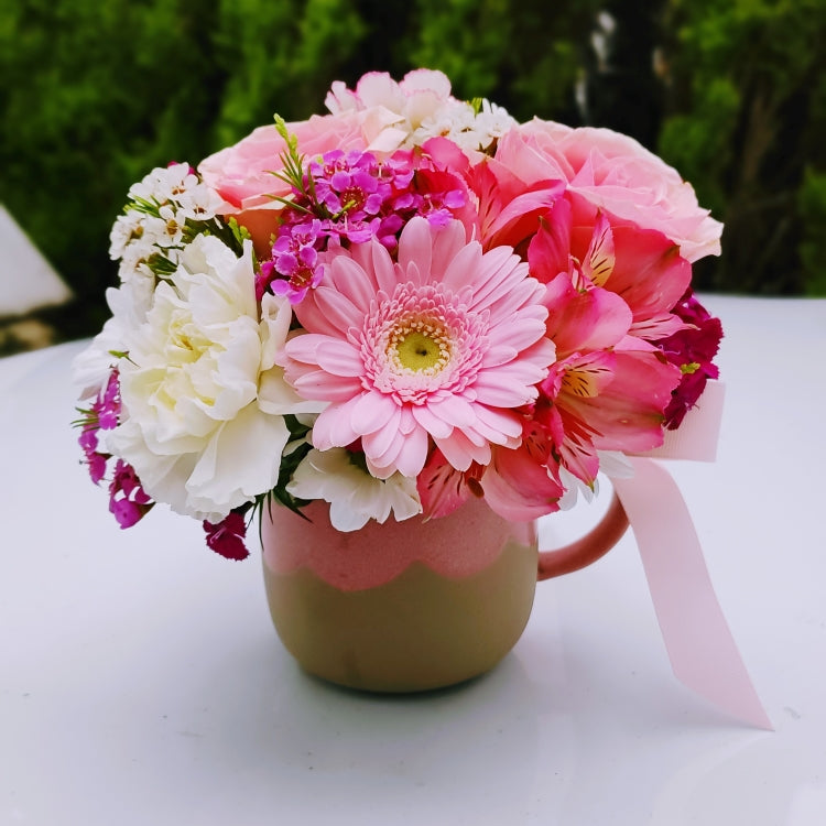 Emma - Pink & White All Round Arrangement in Robert Gordon Australia Field Day Mug