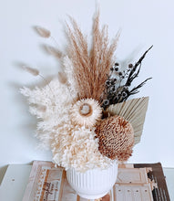 Load image into Gallery viewer, Winnie - Small Everlasting Rustic White &amp; Neutral Dried Arrangement
