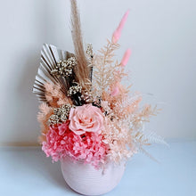 Load image into Gallery viewer, Elizabeth - Everlasting Pretty Pink Dried Arrangement
