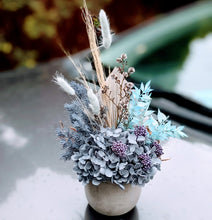 Load image into Gallery viewer, Lagoon - Small Everlasting Rustic Blue Dried Arrangement
