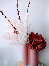 Load image into Gallery viewer, Michelle - Infinity Elegant Everlasting Dried Arrangement in White, Nude or Rustic Earth
