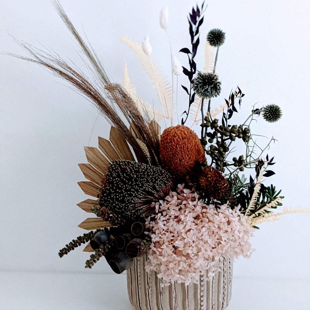 William Everlasting Native Dried Arrangement Ollie's Blooms & Plants