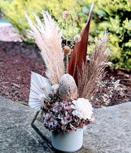 Load image into Gallery viewer, Virginia - Large Everlasting Rustic Natural Dried Arrangement
